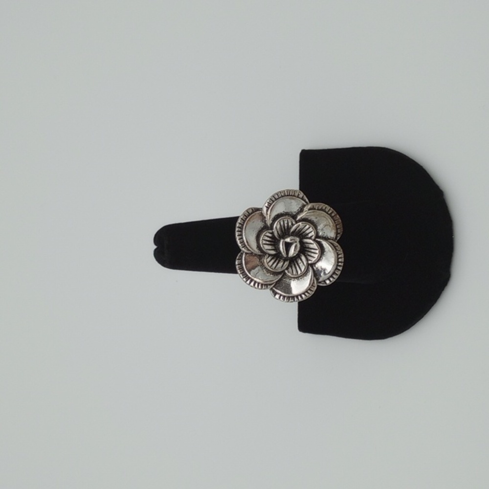 Paparazzi Flower Ring
